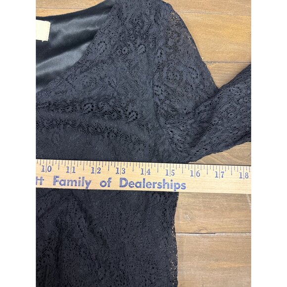 Emmelle Black Lace Long Sleeve V-Neck Blouse XS Polyester Made In China - Picture 7 of 7